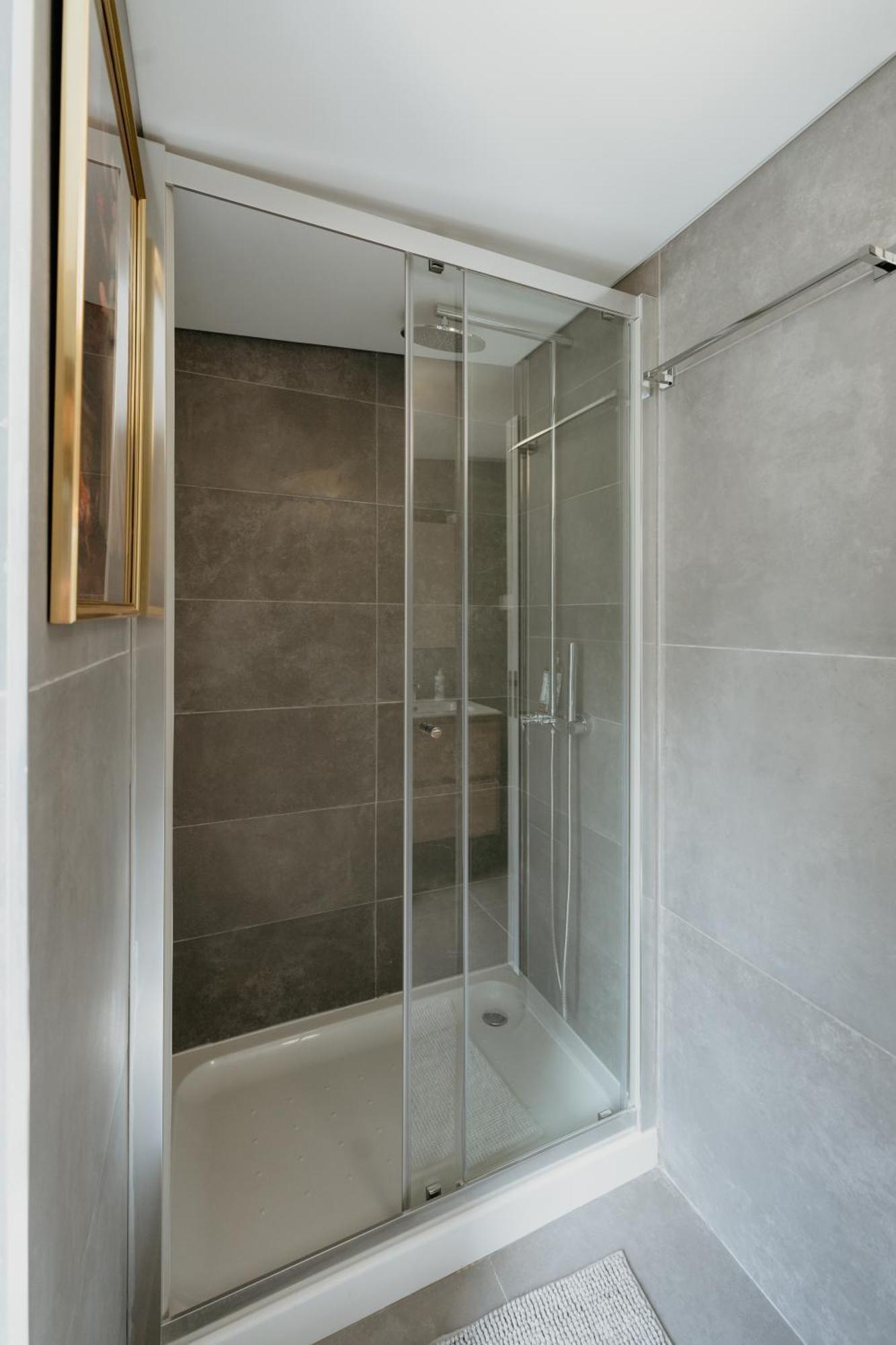 Lisbon Orange House - Stunning One-Bedroom Apartment 2E Bagian luar foto